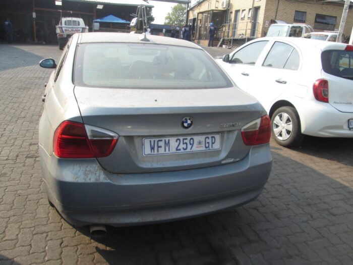 BMW , 320 i ( E 90 ) , GREY , 2005 ( 29224 ) - Image 3
