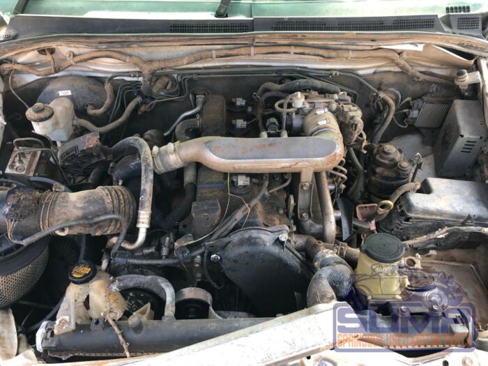 TOYOTA , HILUX 2 . 5 D - 4 D SRX 4 X 4 D / C , WHITE , 2013 ( 30026 ) - Image 10