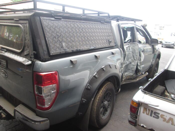 FORD , RANGER 3 . 2 TD Ci XLT P / U D / C , GREY , 2012 ( 29232 ) - Image 2