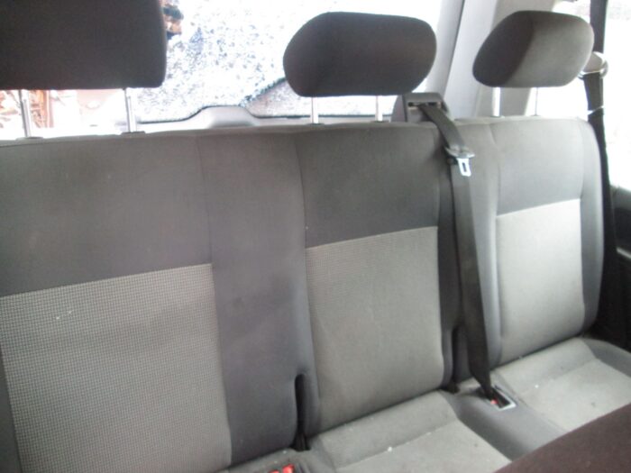 VOLKSWAGEN , T 5 KOMBI 2 . 0 T Di , WHITE , 2010 ( 29231 ) - Image 5