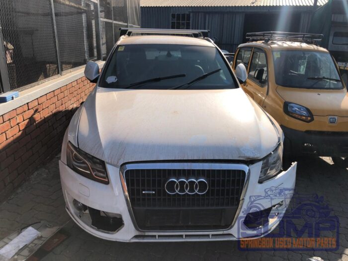 AUDI , Q 5 2 . 0 TDI QUATTRO , WHITE , 2010 ( 29973 )