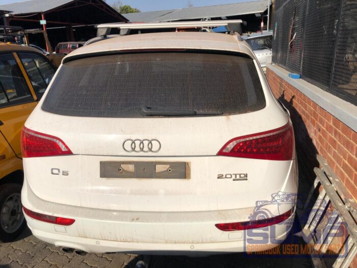 AUDI , Q 5 2 . 0 TDI QUATTRO , WHITE , 2010 ( 29973 ) - Image 5