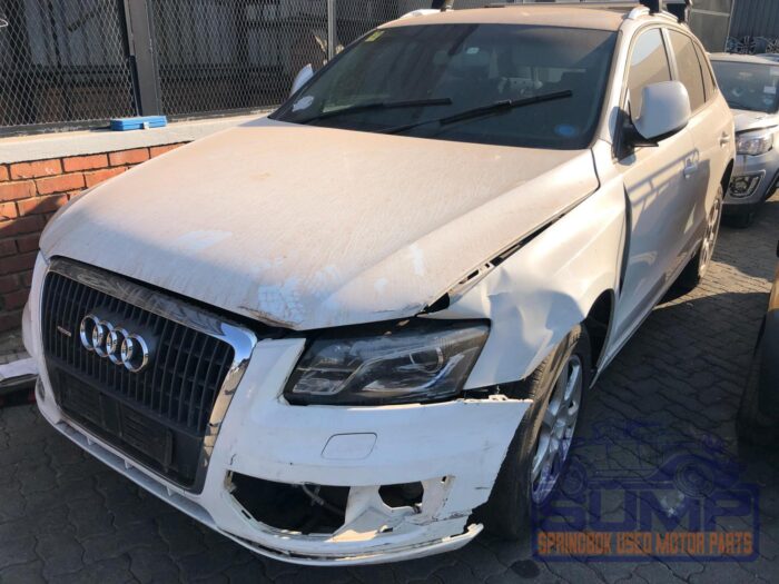 AUDI , Q 5 2 . 0 TDI QUATTRO , WHITE , 2010 ( 29973 ) - Image 8