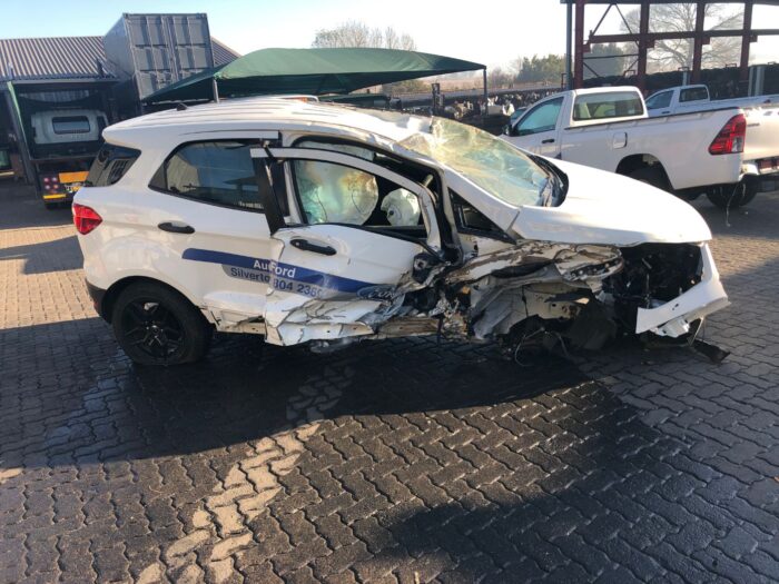 FORD , ECOSPORT 1 . 0 ECOBOOST TREND , WHITE , 2022 ( 29481 ) - Image 3