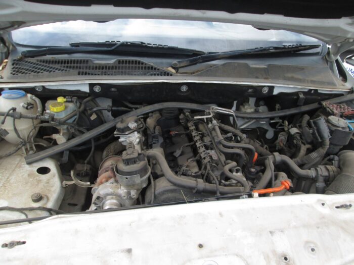 VOLKSWAGEN , AMAROK 2 . 0 Bi T Di HIGHLINE 120 KW D / C , WHITE , 2011 ( 29240 ) - Image 5