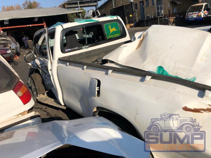TOYOTA , HILUX 2 . 4 GD - 6 RB SRX S / C , WHITE , 2019 ( 30023 ) - Image 7