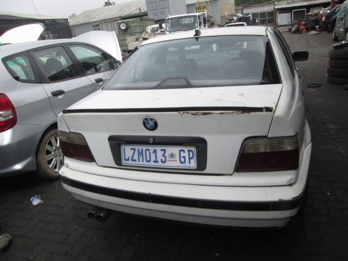 BMW , 328 i ( E 36 ) , WHITE , 1996 ( 29249 ) - Image 3