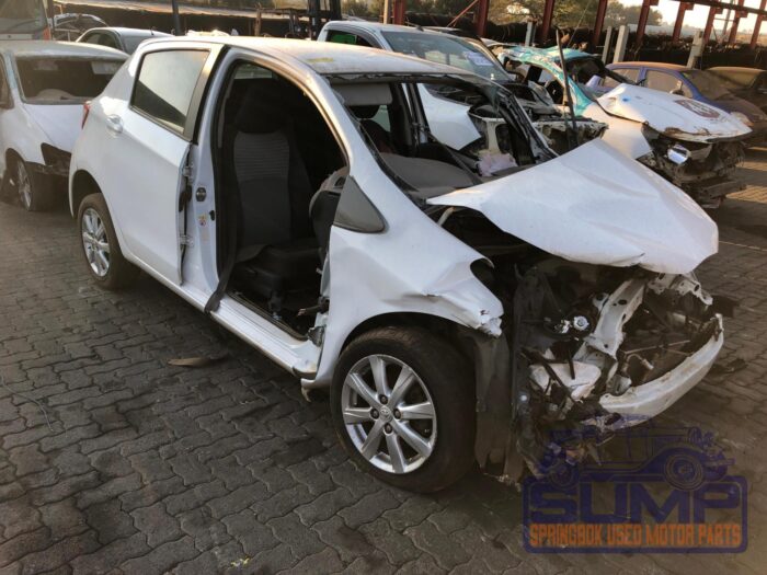 TOYOTA , YARIS 1 . 0 PULSE 5 DR , WHITE , 2017 ( 29970 ) - Image 2