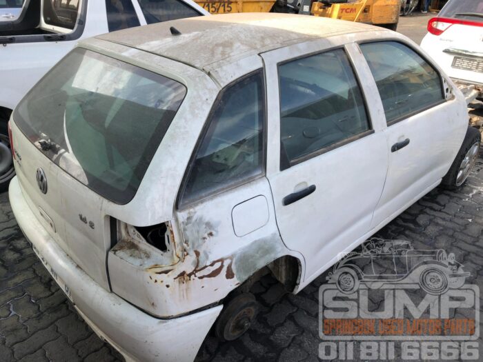 VOLKSWAGEN , POLO 1 . 4 PLAYA , WHITE , 2002 ( 30505 ) - Image 4