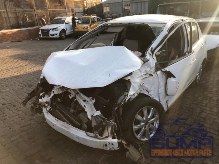 TOYOTA , YARIS 1 . 0 PULSE 5 DR , WHITE , 2017 ( 29970 ) - Image 8