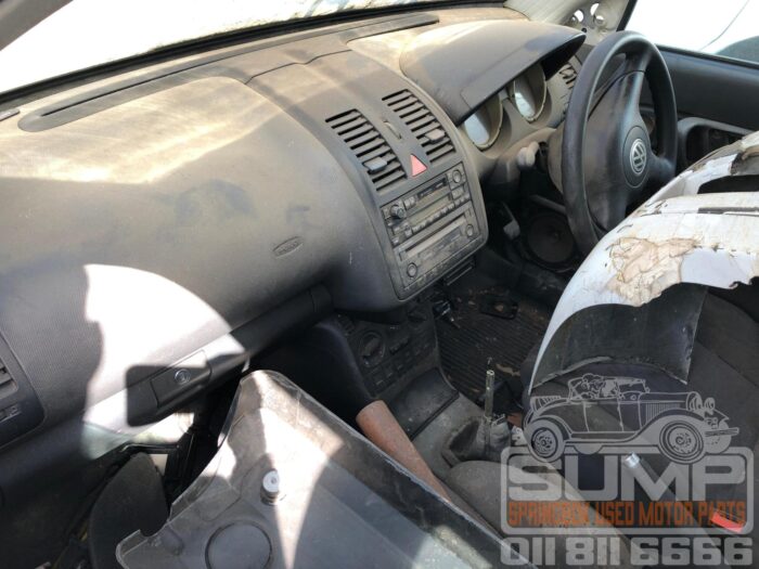 VOLKSWAGEN , POLO 1 . 4 PLAYA , WHITE , 2002 ( 30505 ) - Image 9