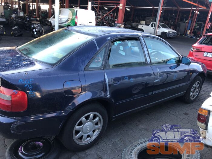 AUDI , A 4 , BLUE , 1999 ( 29489 ) - Image 3
