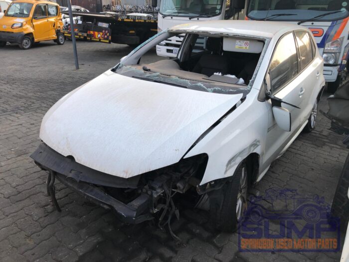 VOLKSWAGEN , POLO GP 1 . 2 TSI COMFORTLINE ( 66 KW ) , WHITE , 2015 ( 29971 ) - Image 8