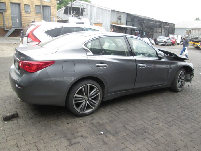 INFINITY , Q 50 2 . 0 SPORT A / T , GRAY , 2015 ( 29245 ) - Image 3