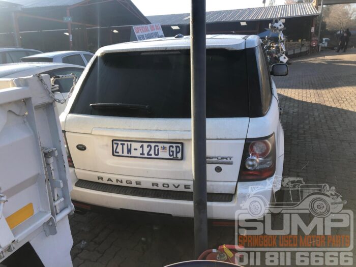 LAND ROVER , RANGE ROVER SPORT 5 . 0 V 8 , WHITE , 2010 ( 30522 ) - Image 5