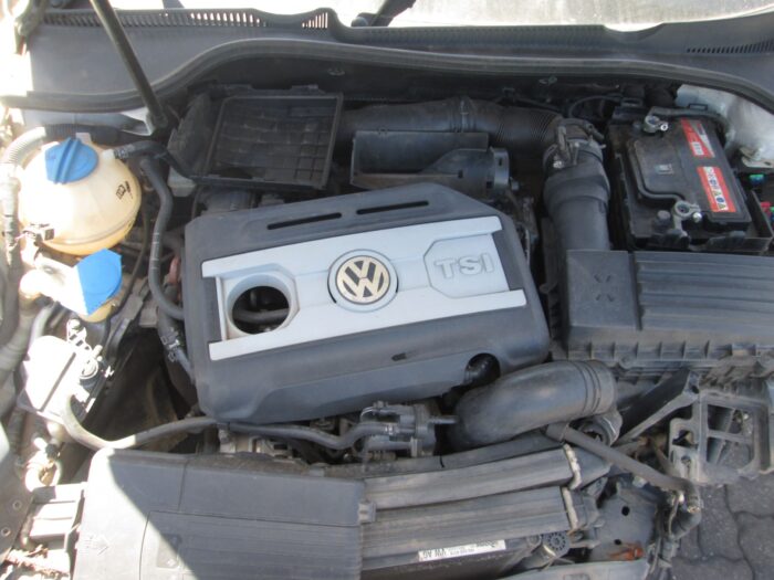 VOLKSWAGEN , GOLF VI GTI 2 . 0 TSI DSG , WHITE , 2012 ( 29255 ) - Image 5