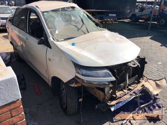 TOYOTA , AVANZA 1 . 5 TX , WHITE , 2019 ( 30013 ) - Image 2