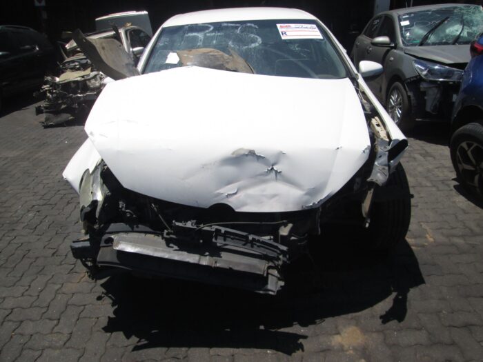 VOLKSWAGEN , GOLF VI 1 . 4 T Si COMFORTLINE , WHITE , 2012 ( 29270 )