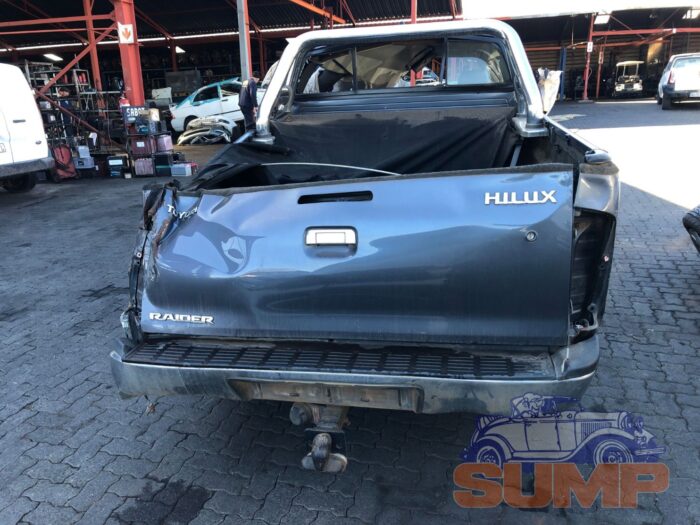 TOYOTA , HILUX 3 . 0 D - 4 D RAIDER XTRA CABP / U S , GREY , 2012 ( 29495 ) - Image 5