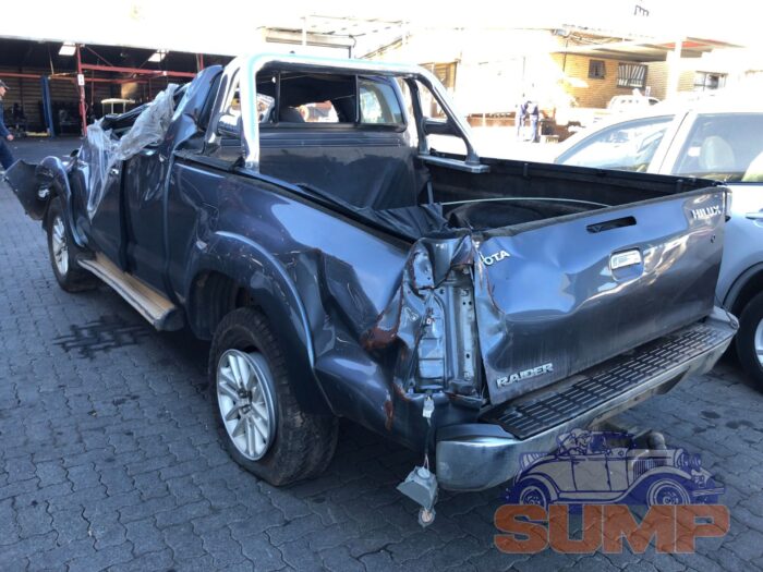 TOYOTA , HILUX 3 . 0 D - 4 D RAIDER XTRA CABP / U S , GREY , 2012 ( 29495 ) - Image 6