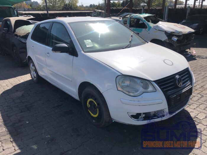 VOLKSWAGEN , POLO 1 . 6 COMFORTLINE , WHITE , 2006 ( 30005 ) - Image 2