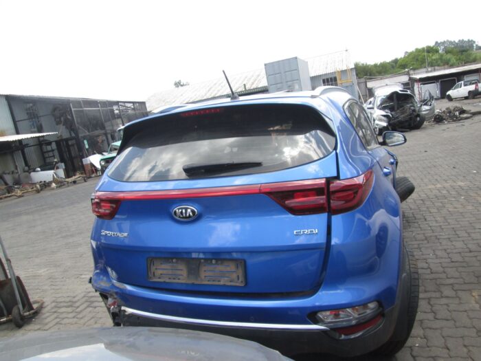 KIA , SPORTAGE 2 . 0 CR Di IGNITE + A / T , BLUE , 2019 ( 29263 ) - Image 3