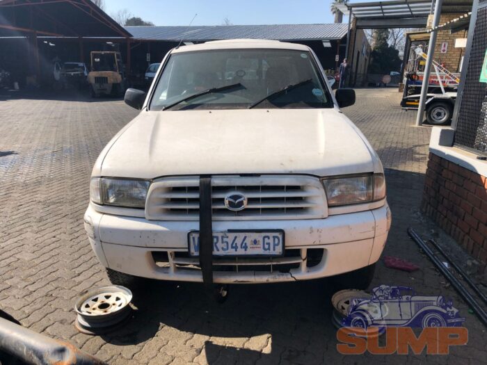 MAZDA , B 2600 I 4 X 4 LWB DRIFTER S / CAB , WHITE , 2000 ( 29501 )