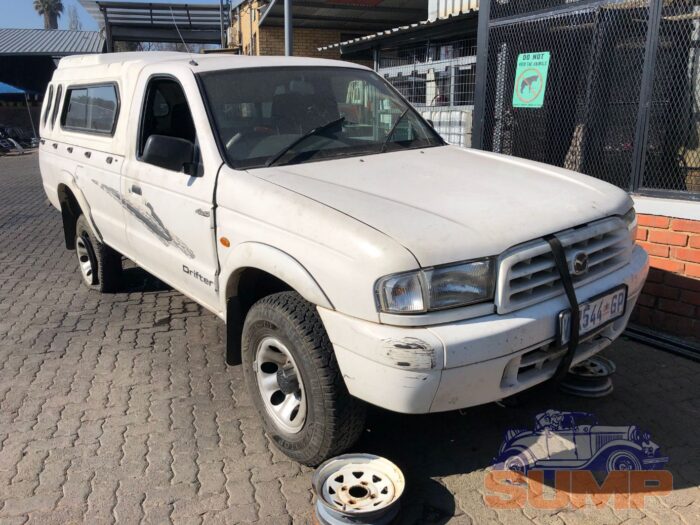 MAZDA , B 2600 I 4 X 4 LWB DRIFTER S / CAB , WHITE , 2000 ( 29501 ) - Image 2