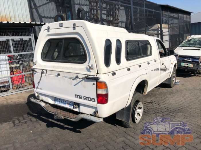 MAZDA , B 2600 I 4 X 4 LWB DRIFTER S / CAB , WHITE , 2000 ( 29501 ) - Image 4