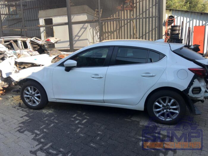 MAZDA , MAZDA 3 1 . 6 DYNAMIC , WHITE , 2016 ( 30020 ) - Image 7