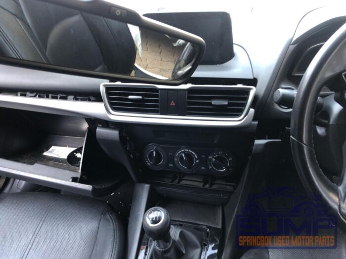 MAZDA , MAZDA 3 1 . 6 DYNAMIC , WHITE , 2016 ( 30020 ) - Image 10