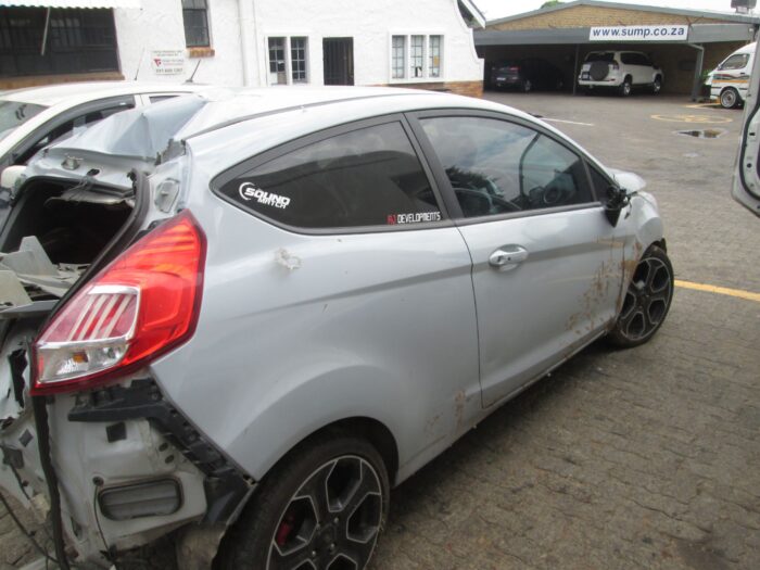 FORD , FIESTA ST 200 16 ECOBOOST 3 DR , GREY , 2017 ( 29259 ) - Image 2