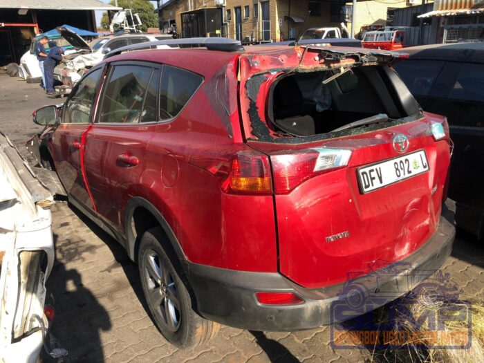 TOYOTA , RAV 4 2 . 0 GX , MAROON , 2015 ( 30016 ) - Image 6