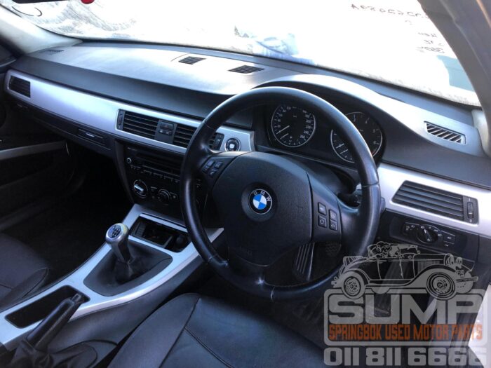 BMW , 320 i ( E 90 ) , WHITE , 2011 ( 30515 ) - Image 9