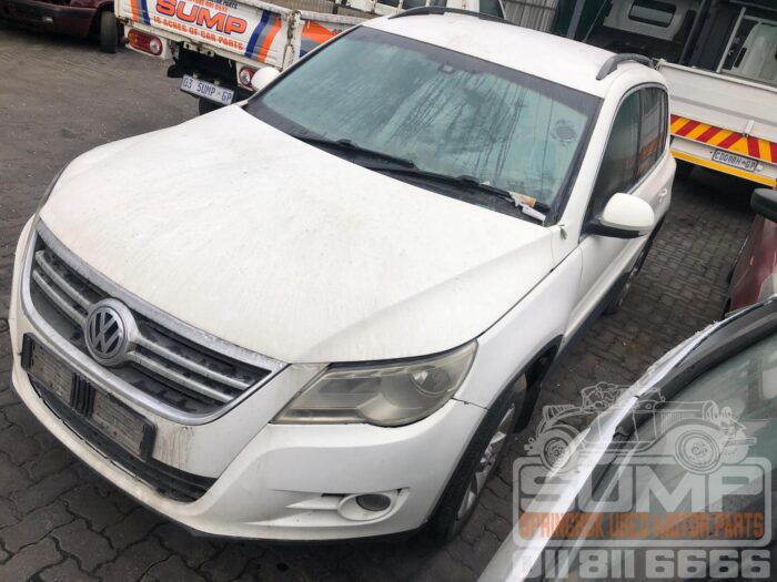 VOLKSWAGEN , TIGUAN 2 . 0 TDI TRK - FLD 4 MOT TIP , WHITE , 2009 ( 30517 ) - Image 8