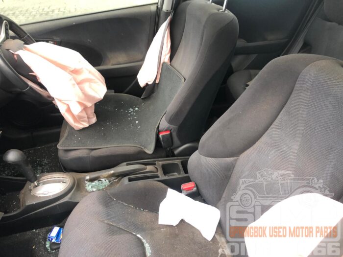 HONDA , JAZZ 1 . 5 i EX A / T , SILVER , 2009 ( 30507 ) - Image 10