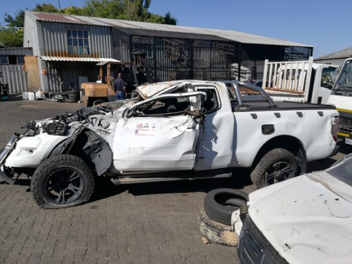 FORD , RANGER 2 . 2 TDCI XLT 4 X 4 A / T P / U SUP / C , WHITE , 2017 ( 29317 ) - Image 7