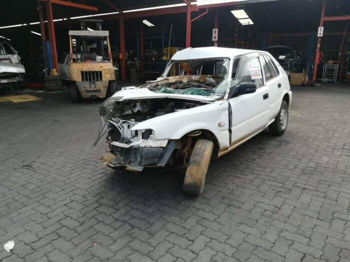 TOYOTA , TAZZ 160 i , WHITE , 2002 ( 29313 ) - Image 8