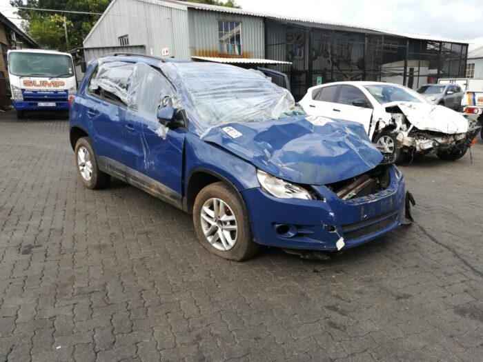 VOLKSWAGEN , TIGUAN 1 . 4 TSI TREND - FUN , BLUE , 2009 ( 29314 ) - Image 2