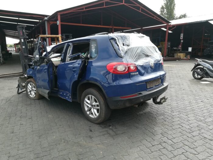 VOLKSWAGEN , TIGUAN 1 . 4 TSI TREND - FUN , BLUE , 2009 ( 29314 ) - Image 6