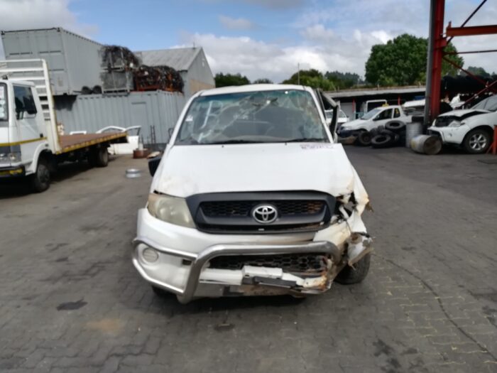 TOYOTA , HILUX 2 . 5 D - 4 D SRX P / U S / C , WHITE , 2009 ( 29316 )