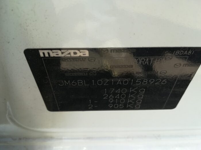 MAZDA , MAZDA 3 1 . 6 SPORT ORIGINAL , WHITE , 2010 ( 29323 ) - Image 11