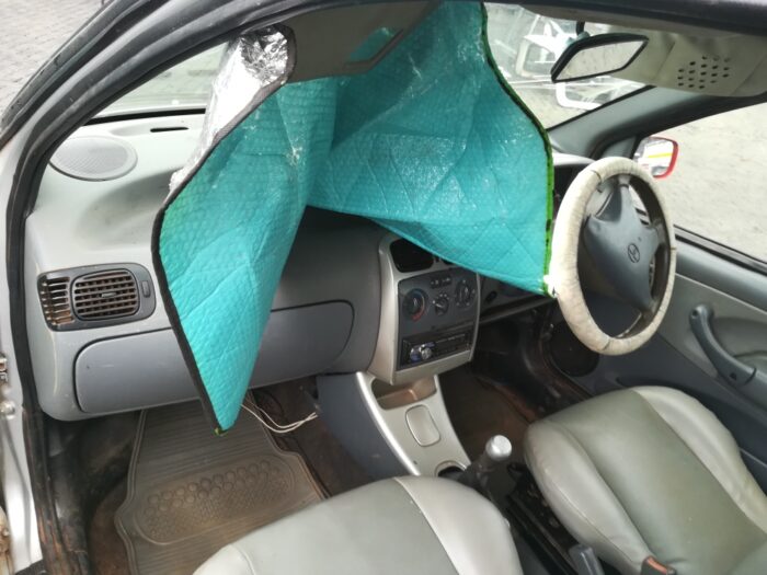 TATA , INDICA 1 . 4 GLS , SILVER , 2005 ( 29334 ) - Image 10