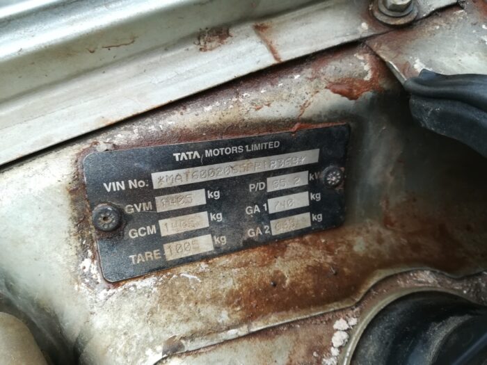 TATA , INDICA 1 . 4 GLS , SILVER , 2005 ( 29334 ) - Image 11
