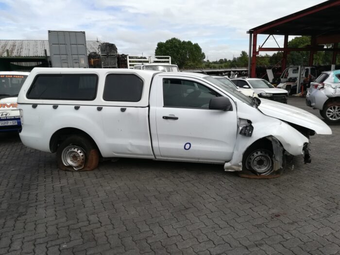 FORD , RANGER 2 . 2 TD Ci XL L / R P / U S / C , WHITE , 2018 ( 29343 ) - Image 3