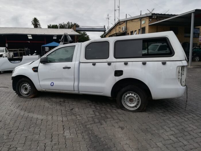 FORD , RANGER 2 . 2 TD Ci XL L / R P / U S / C , WHITE , 2018 ( 29343 ) - Image 7