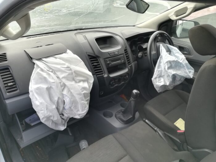 FORD , RANGER 2 . 2 TD Ci XL L / R P / U S / C , WHITE , 2018 ( 29343 ) - Image 10