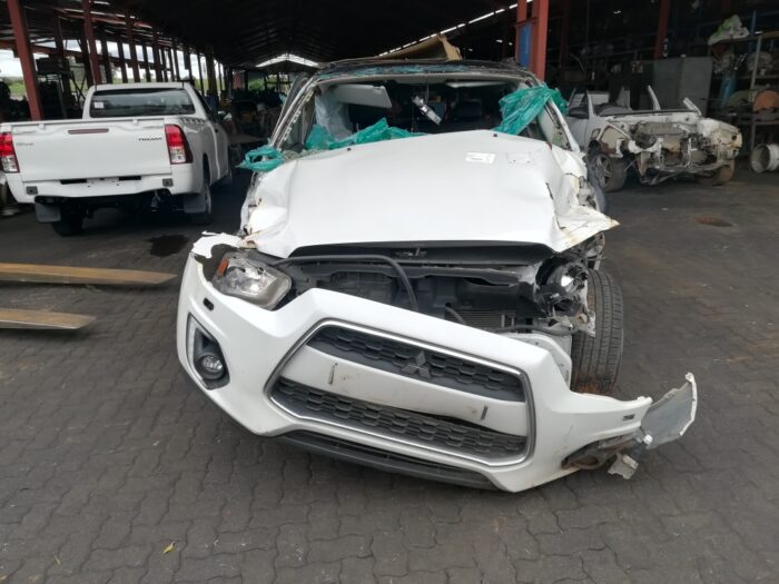 MITSUBISHI , ASX 2 . 0 5 DR GLX / SPORT , WHITE , 2016 ( 29336 )