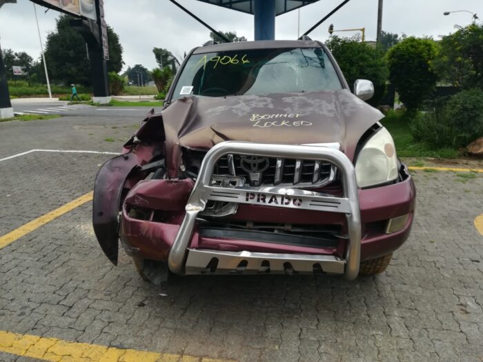 TOYOTA , PRADO VX 4 . 0 V 6 A / T , MAROON , 2006 ( 29356 )
