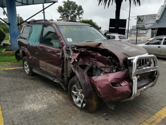 TOYOTA , PRADO VX 4 . 0 V 6 A / T , MAROON , 2006 ( 29356 ) - Image 2